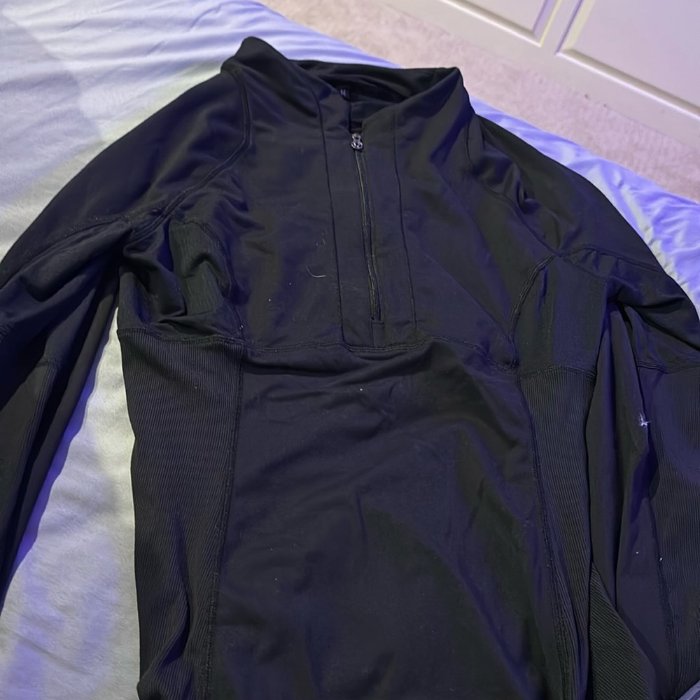 older style lululemon define jacket